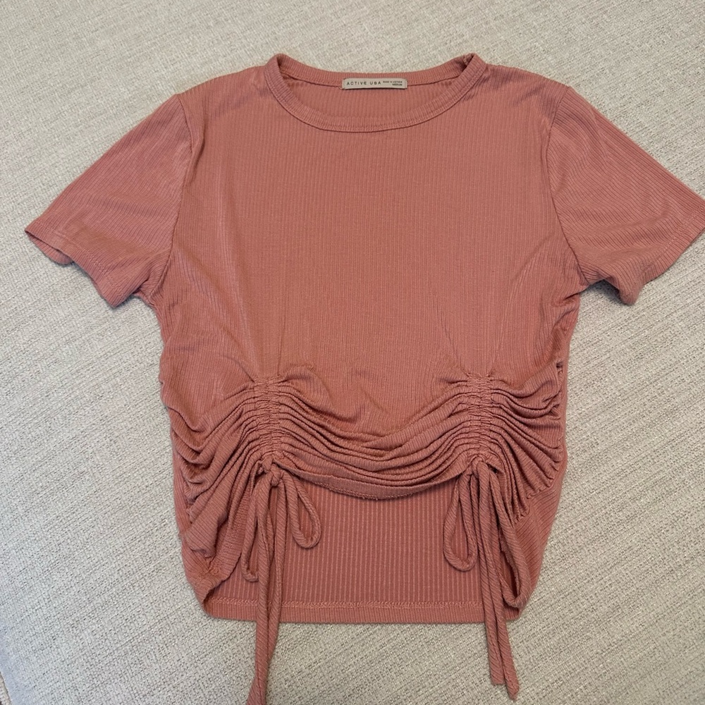 Active USA Mauve Ruched Short Sleeve Tee